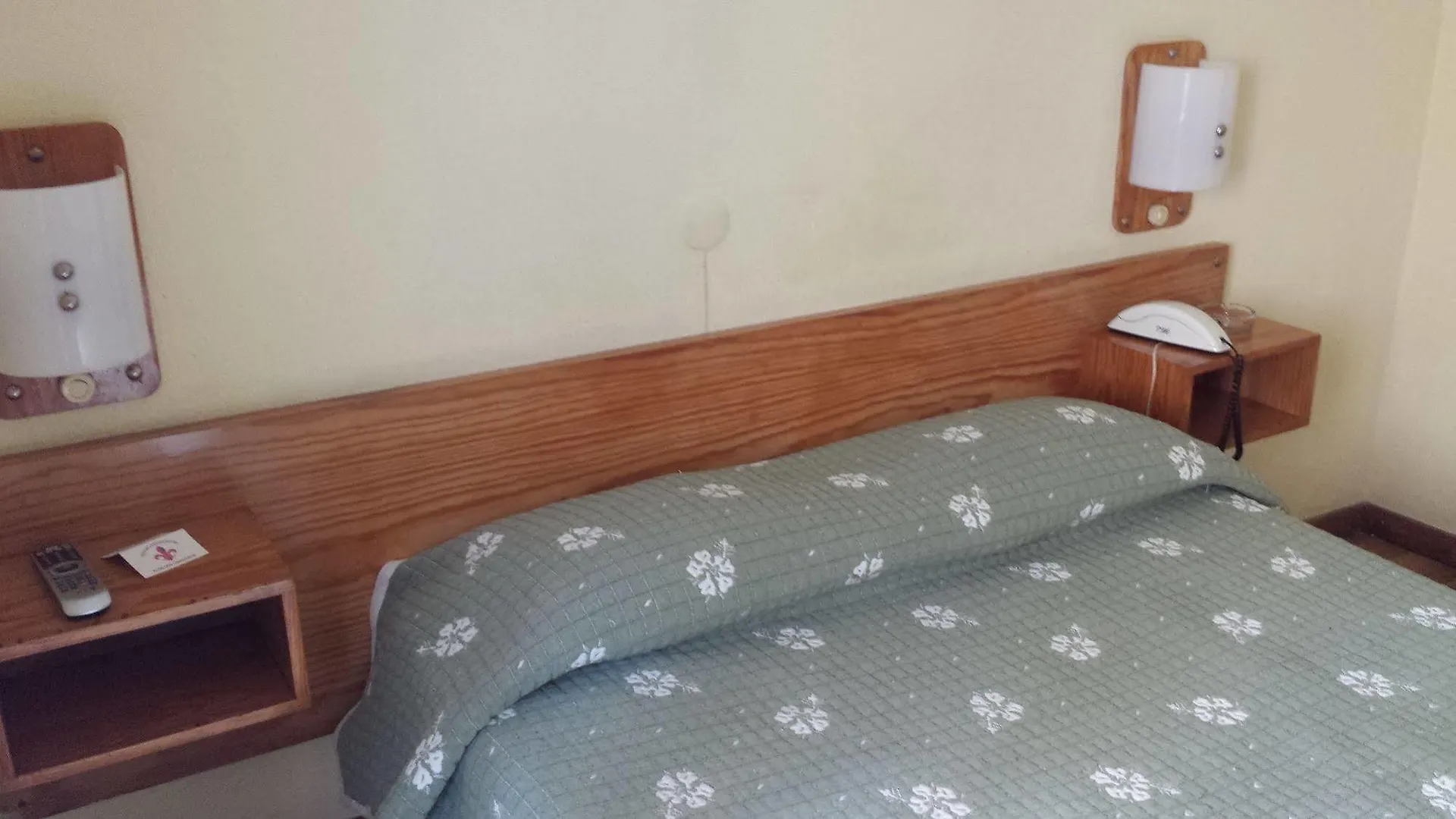 Gasthof Hotel Pensao Residencial Flor Dos Cavaleiros Lissabon