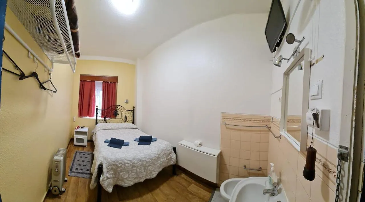 Pensao Residencial Flor Dos Cavaleiros Hotel Lisbon