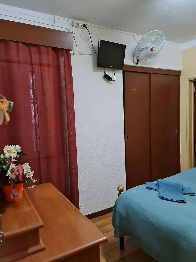 Guest house Pensao Residencial Flor Dos Cavaleiros Hotel Lisbon